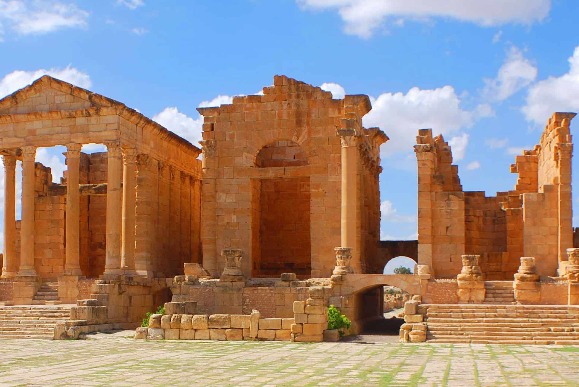 dougga que faire tunisie