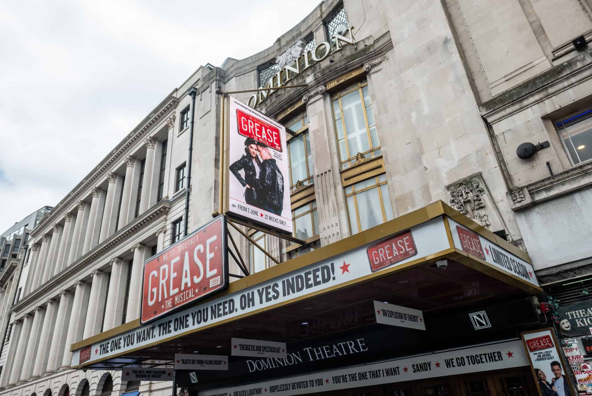 grease comedies musicales west end