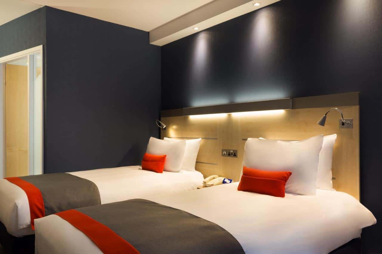 holiday inn express london