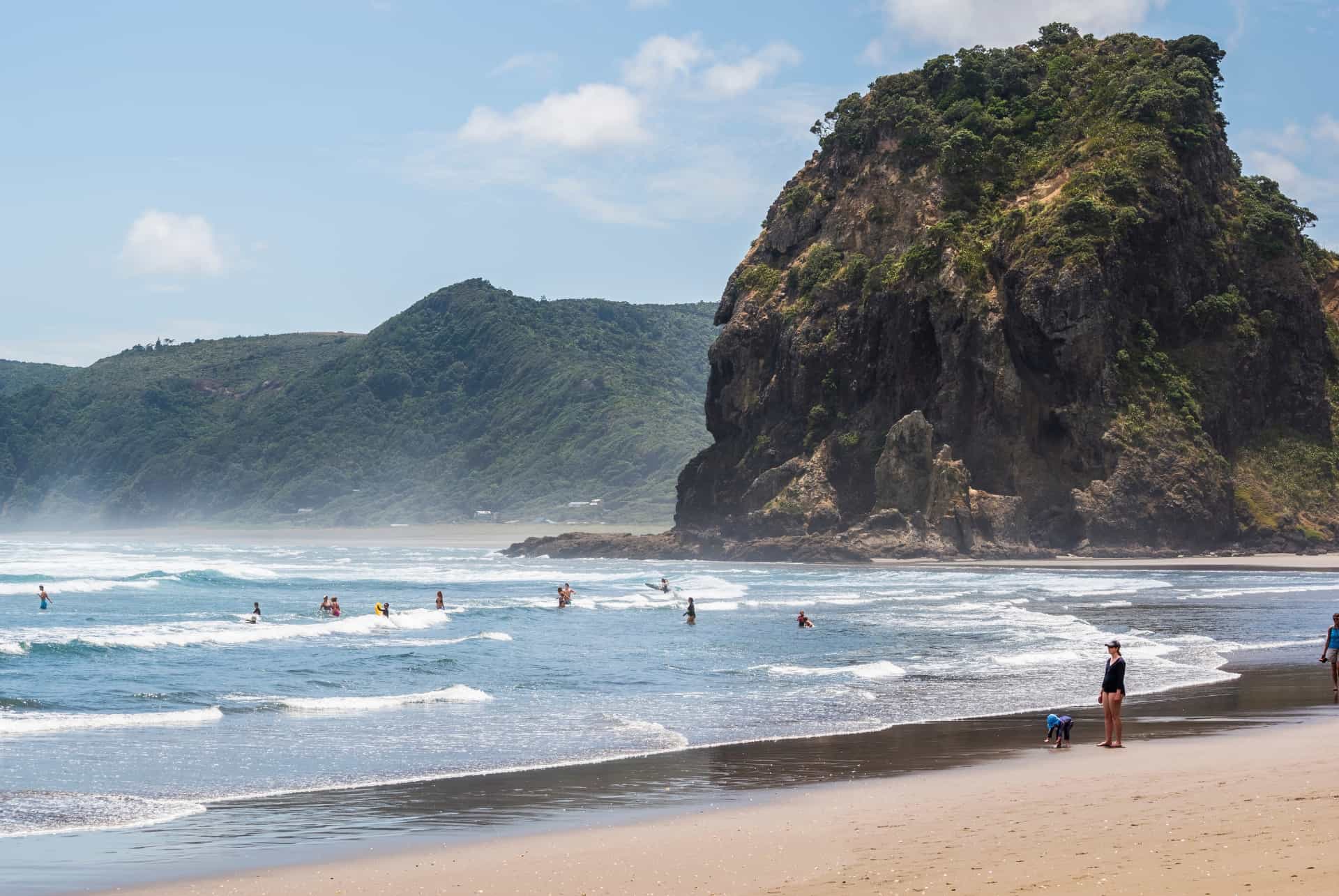 piha beach plus belles plages nouvelle zelande