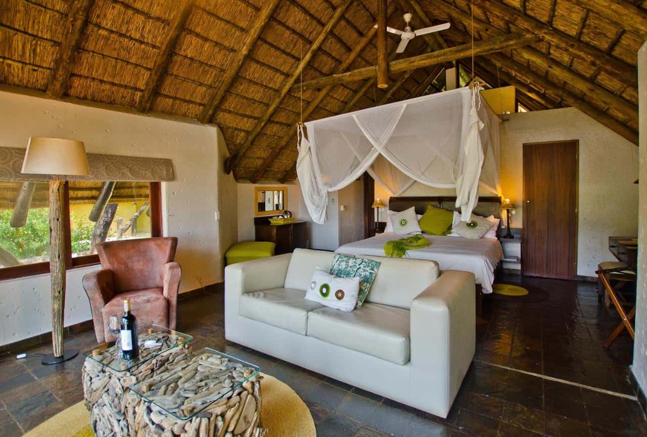 tau game lodge