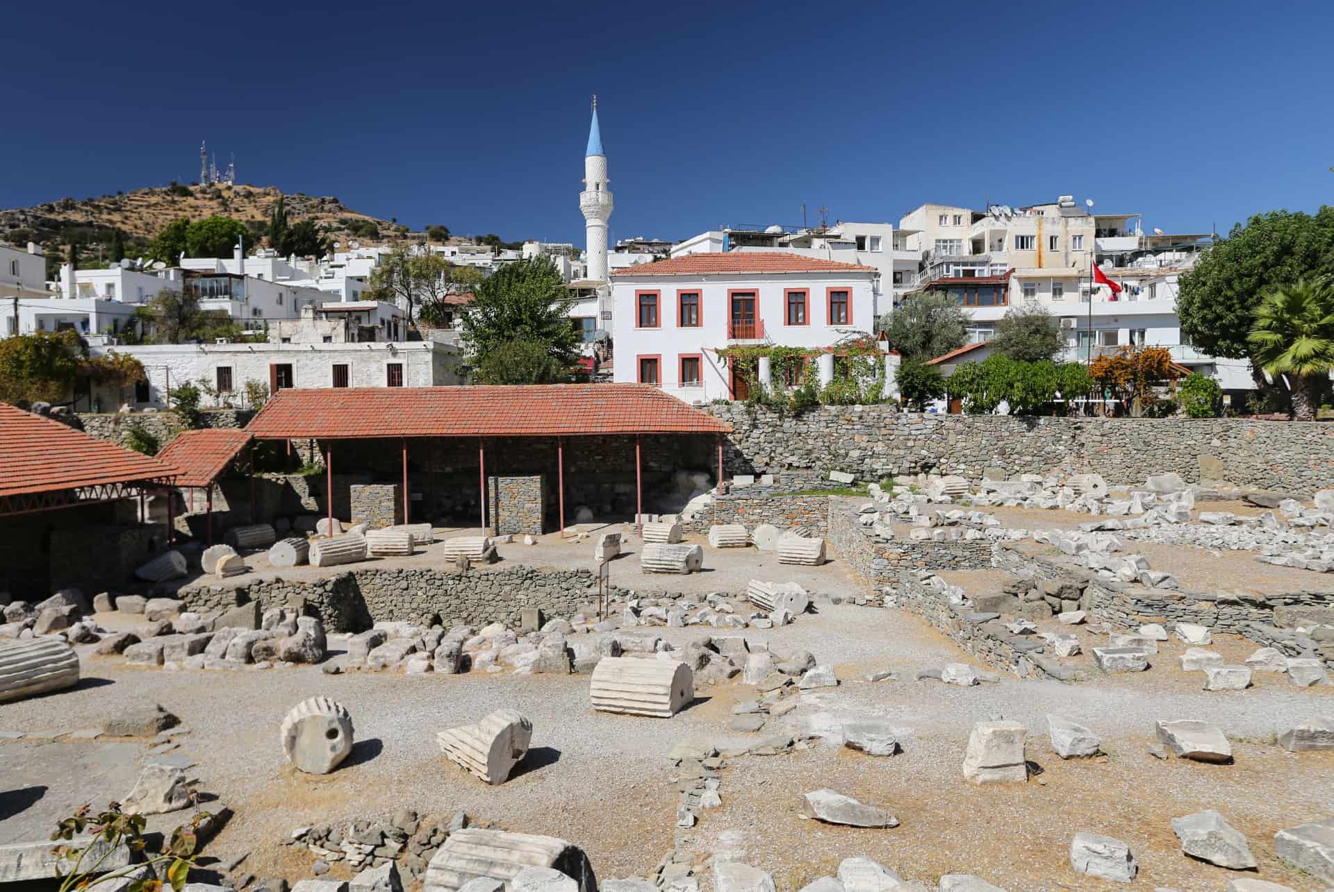 vestiges mausolee halicarnasse merveilles monde