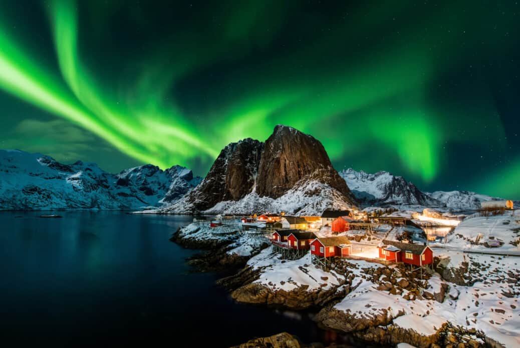 aurores boreales hamnoy visiter norvege