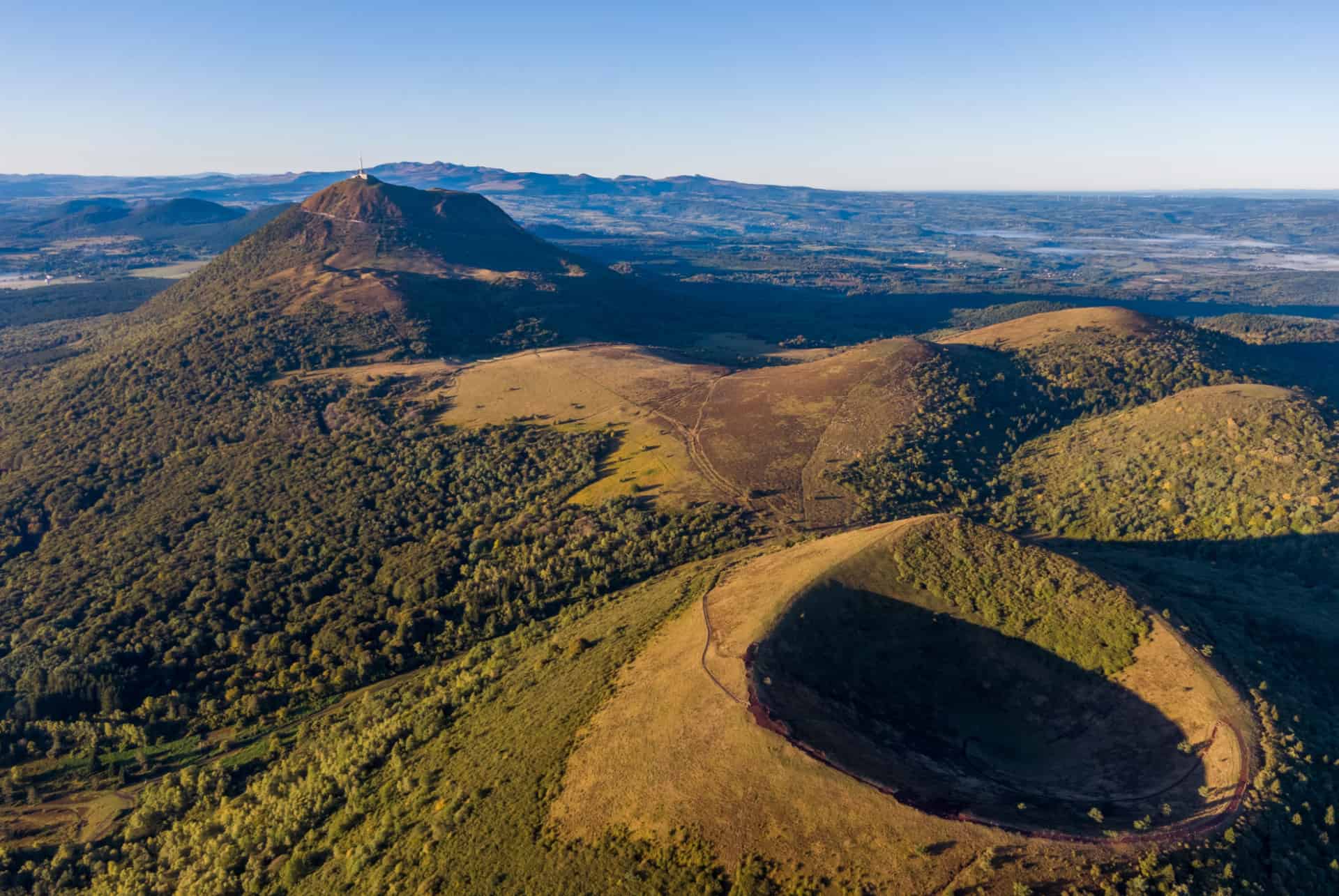 volcans auverge camping sauvage france