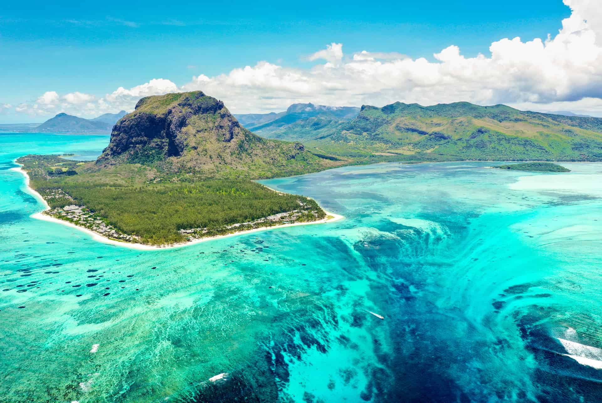 cascade sous marine ile maurice ou partir en mars au soleil