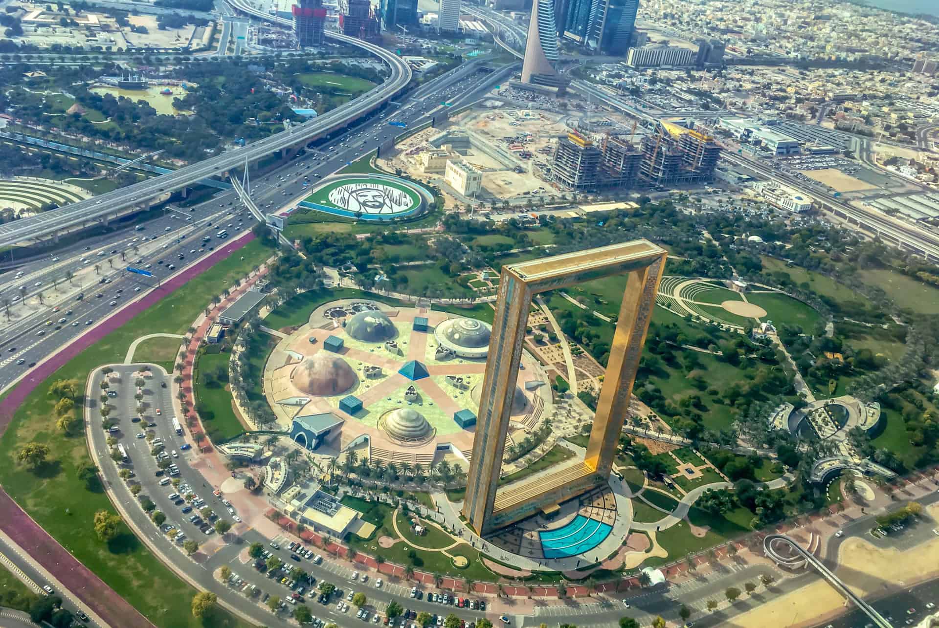 comment se rendre au dubai frame