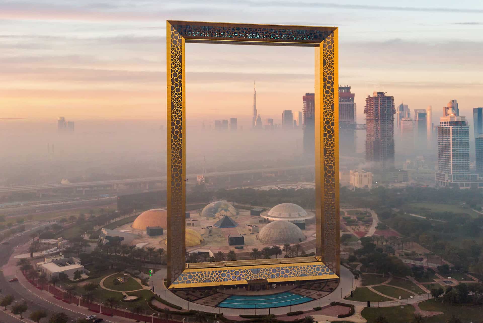 dubai frame le matin