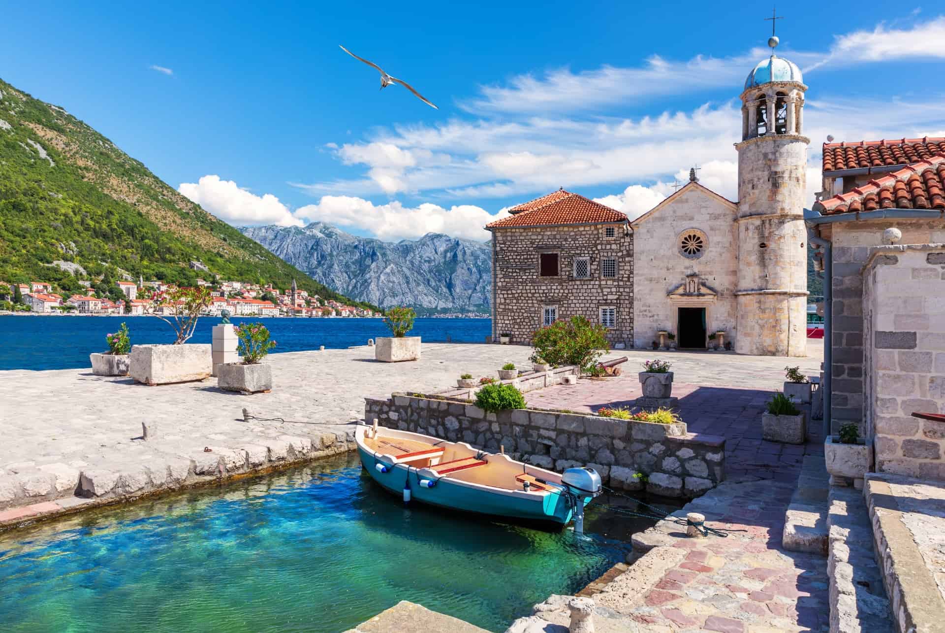perast notre dame rochers