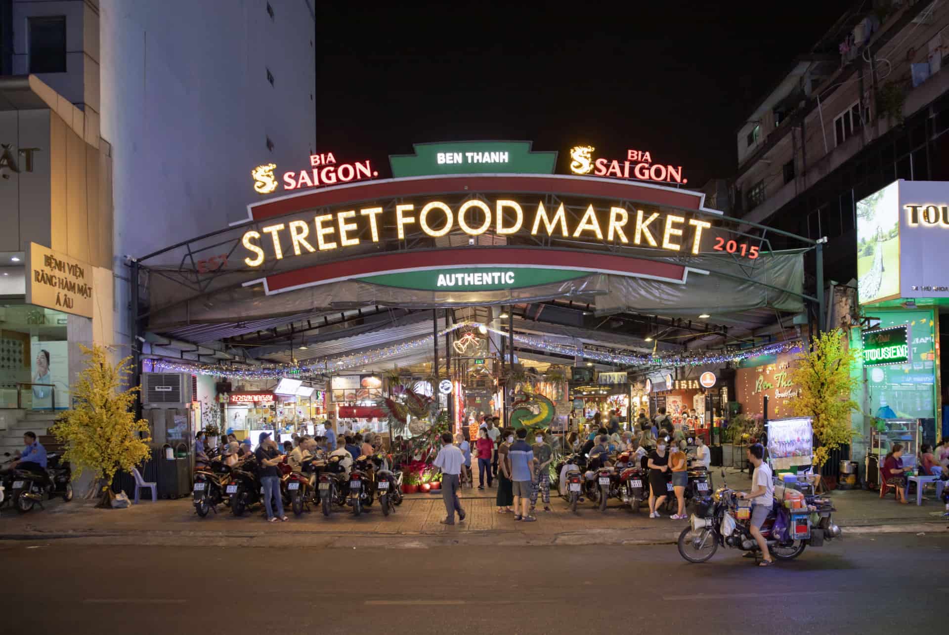 street food market vietnam