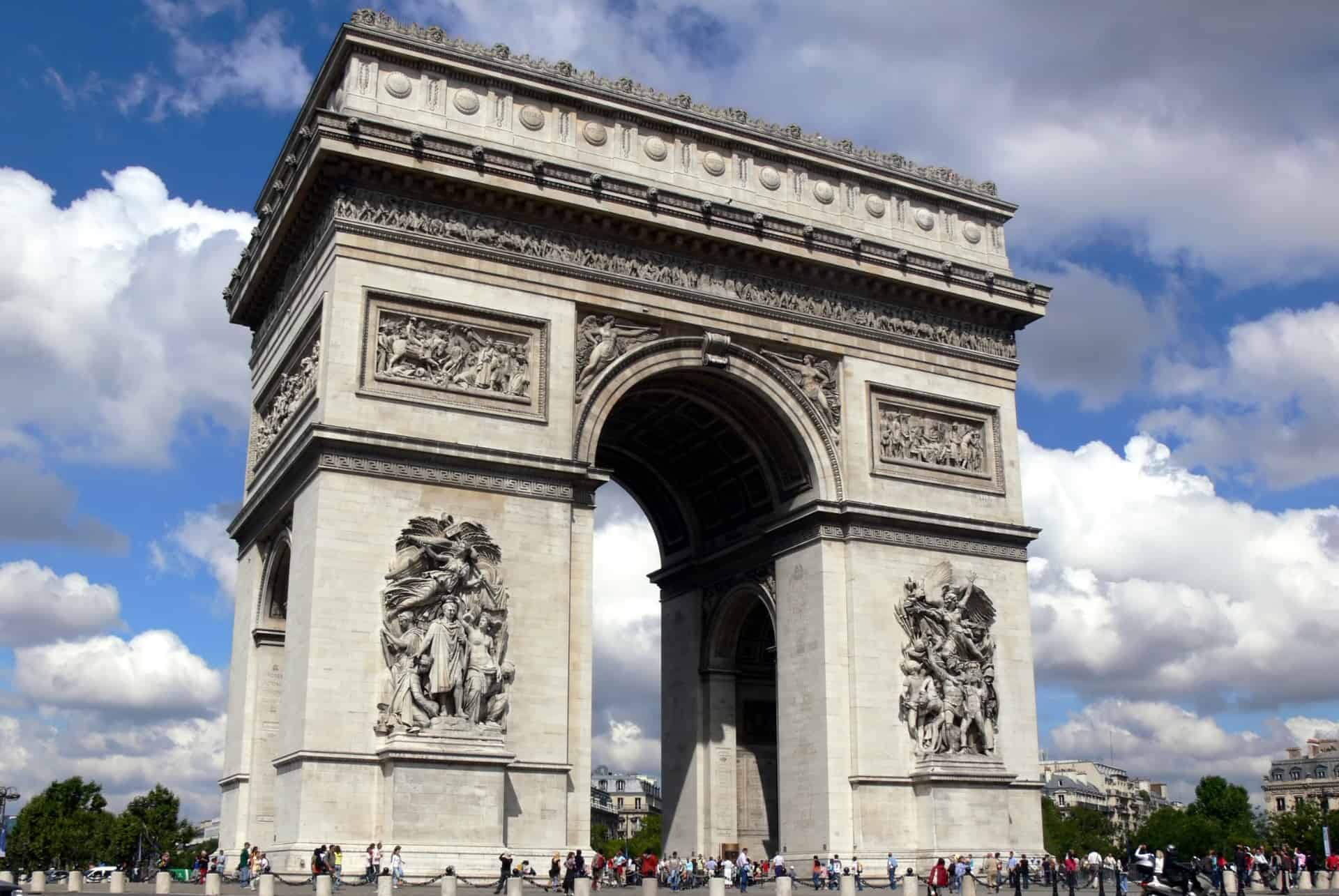 arc de triomphe paris