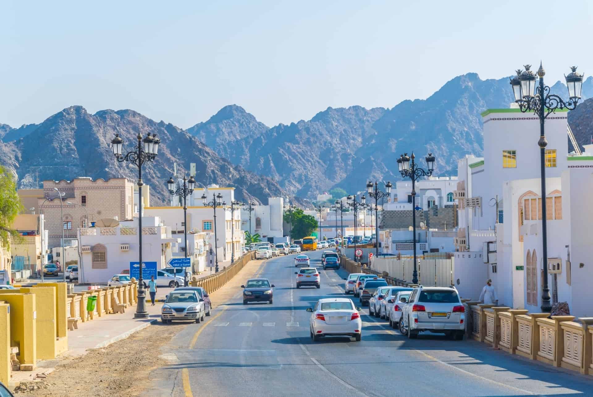 comment louer voiture oman