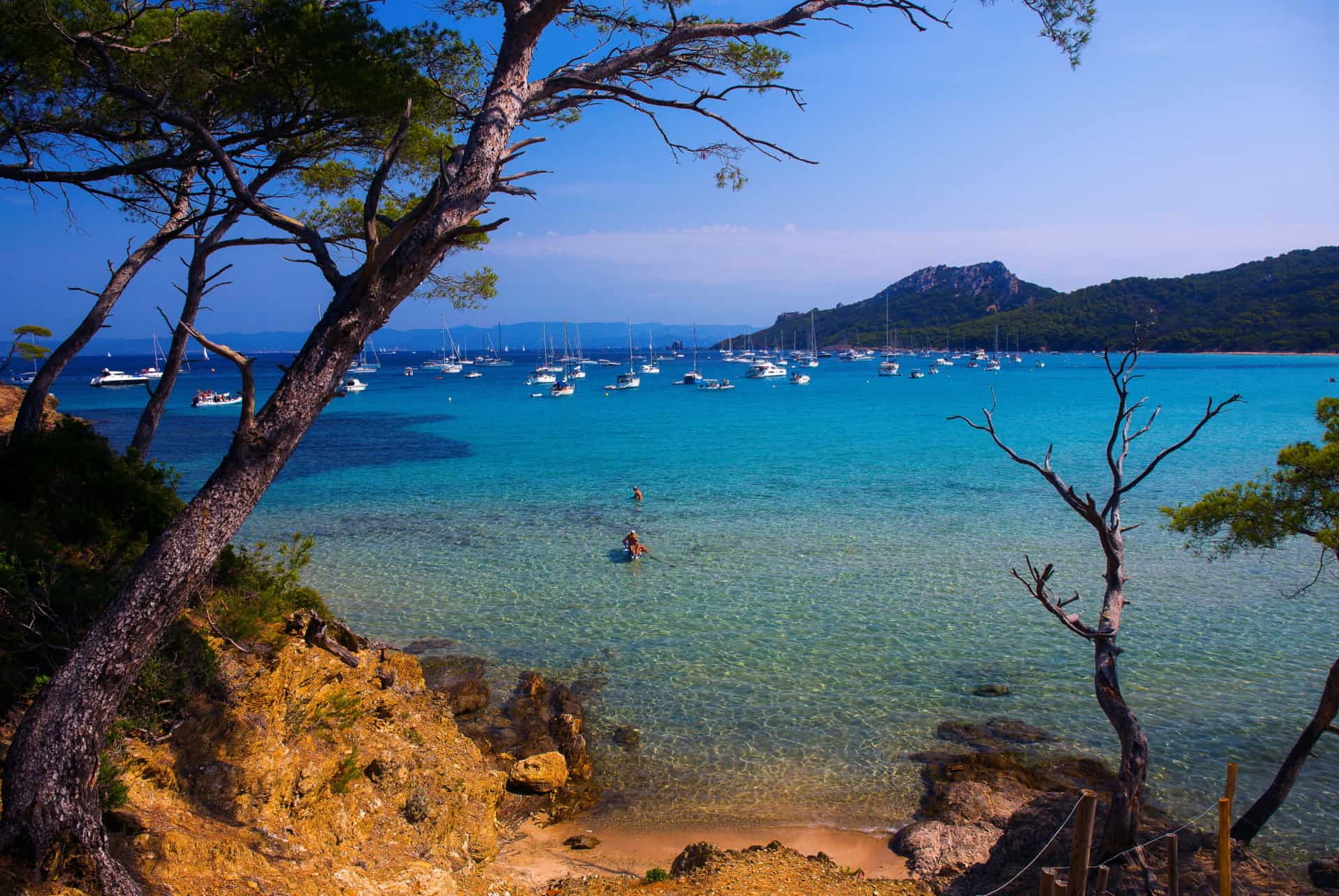 porquerolles ou partir fevrier france