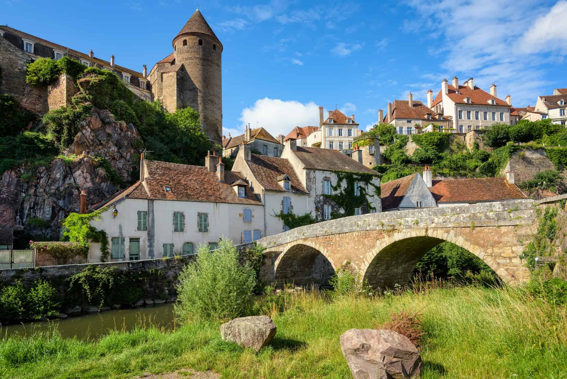 semur en auxois que faire bourgogne