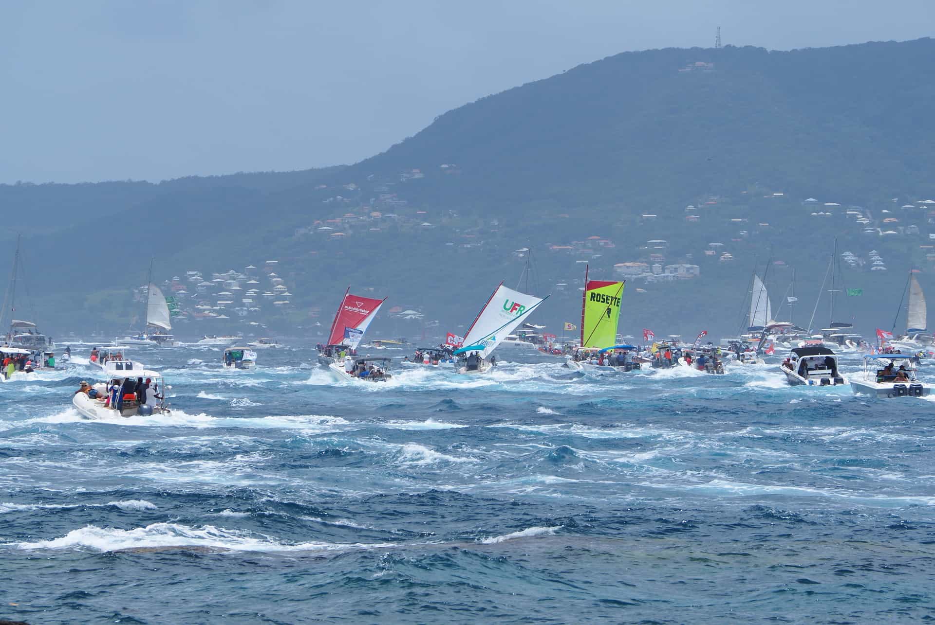 tour des yoles martiniques