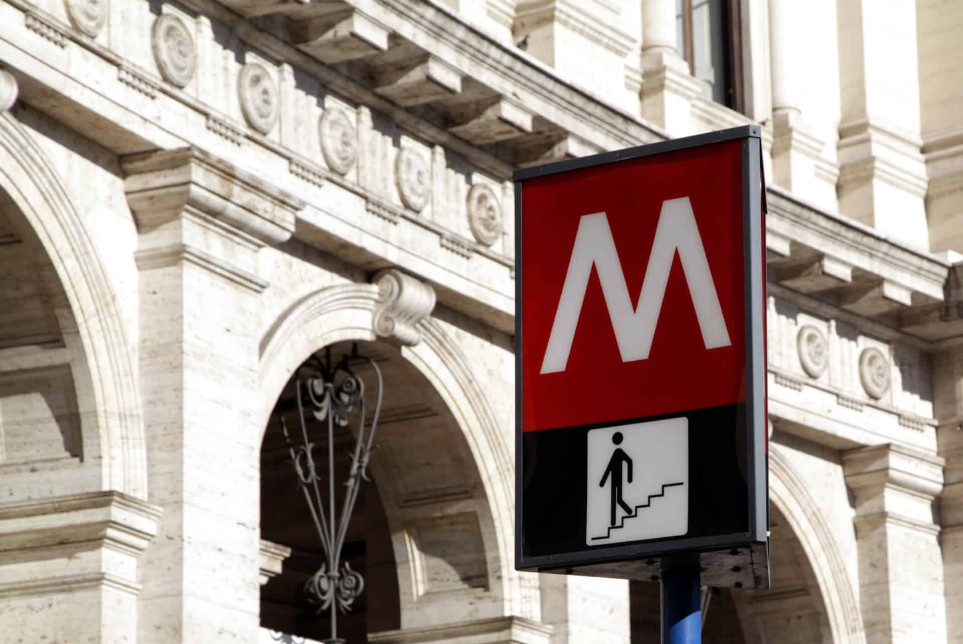 pantheon de rome metro