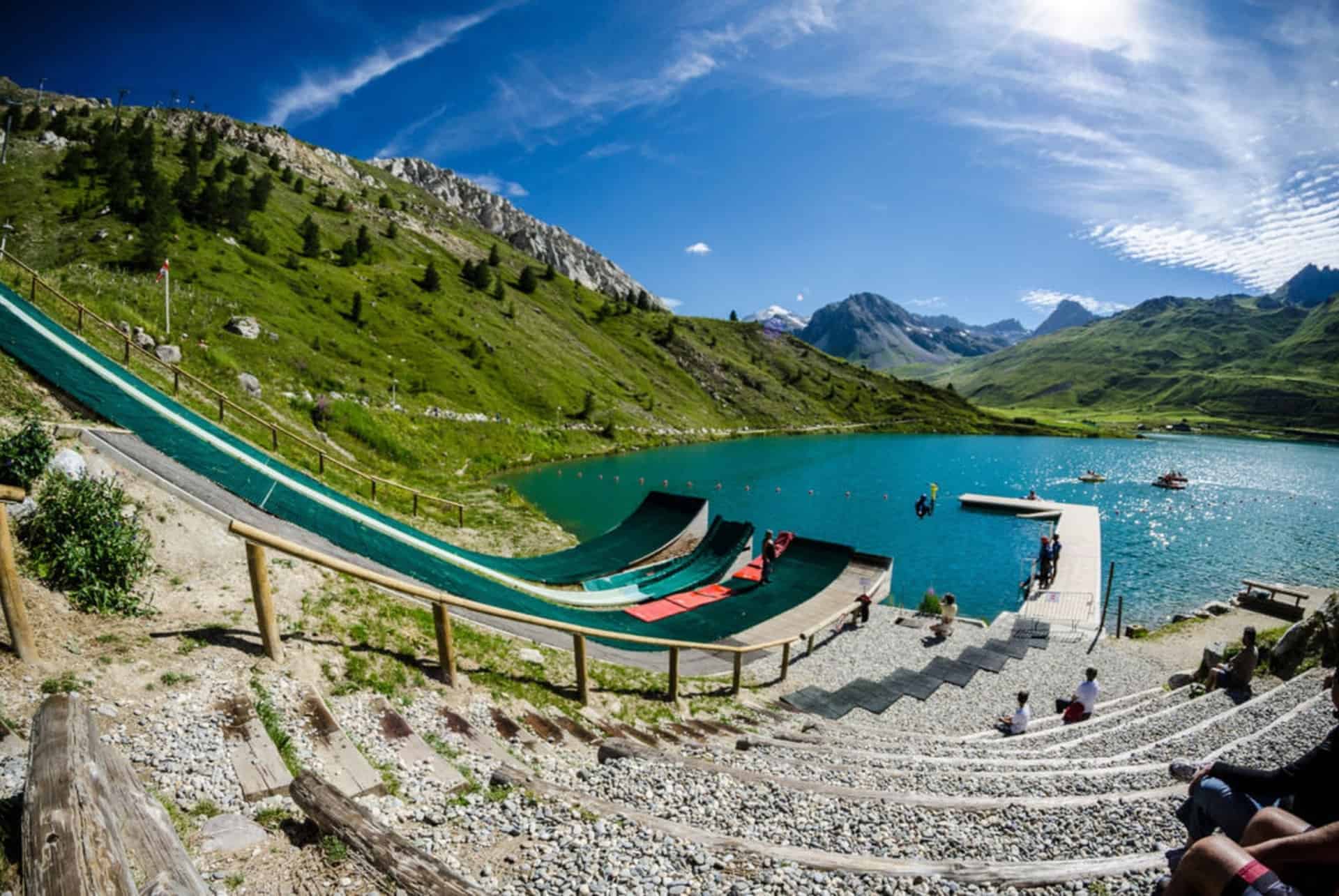 toboggan dans les alpes tignes en ete