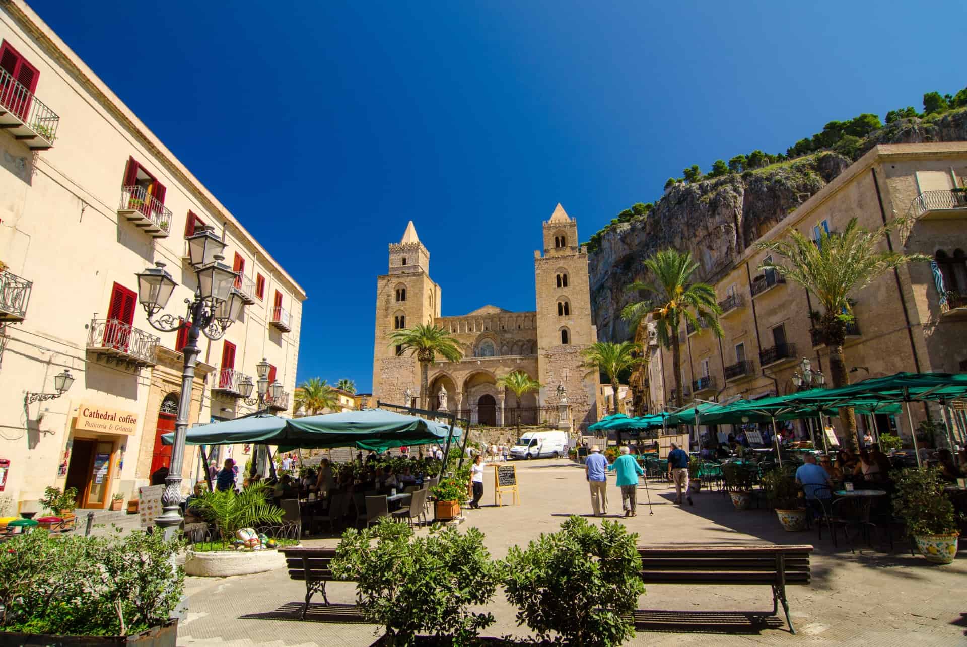 centre historique dormir cefalu