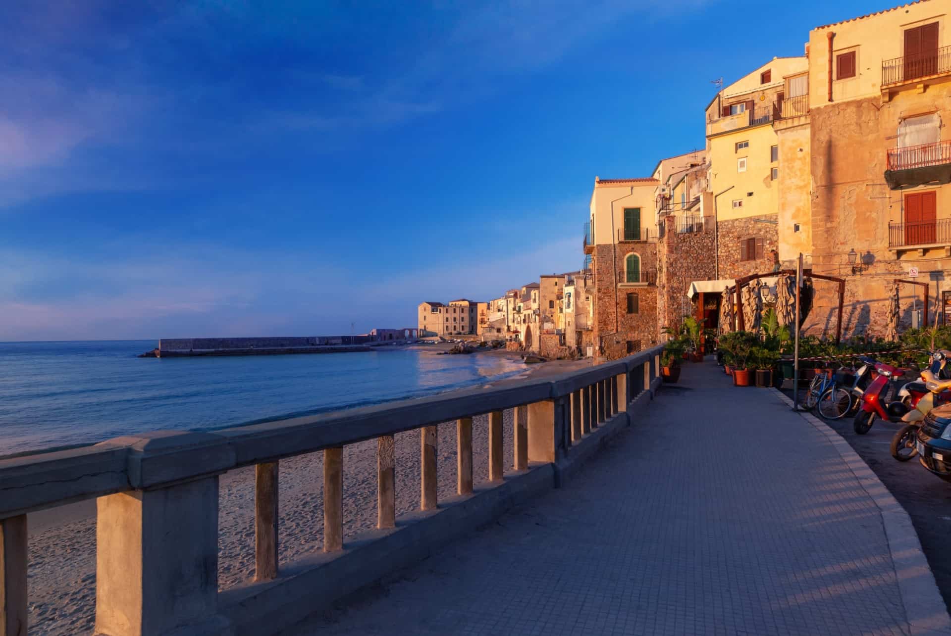 promenade cefalu