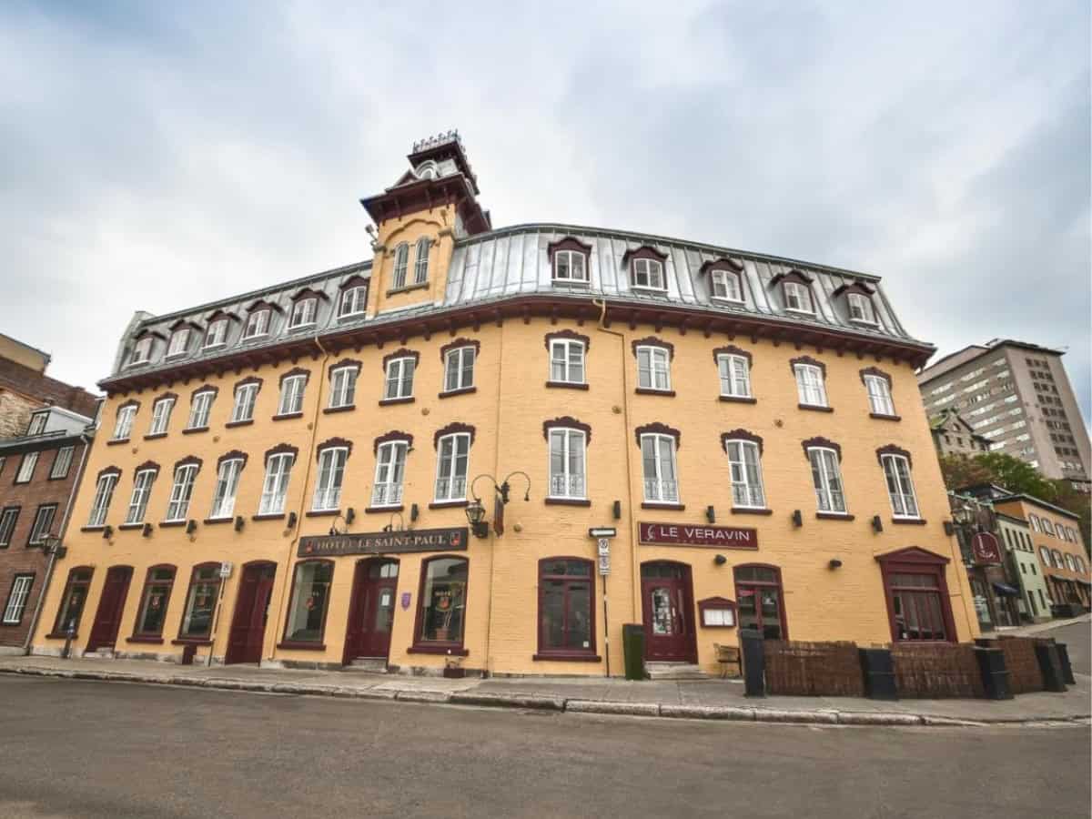 exterieur hotel le saint paul