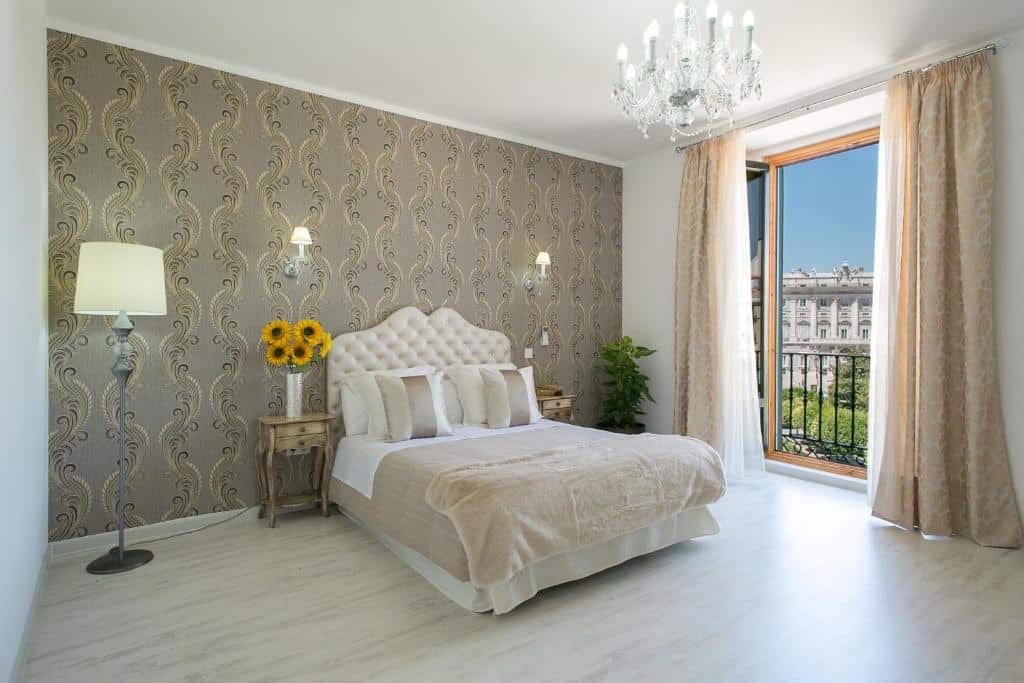 hostal central palace madrid
