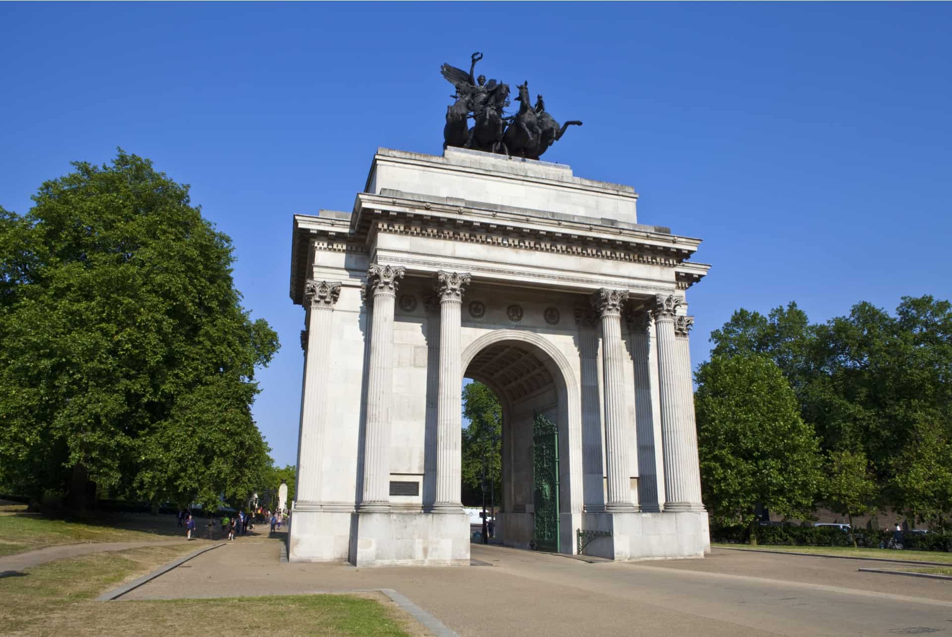 wellington arch