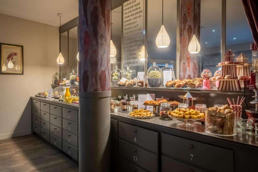 hotel litteraire gustave flaubert buffet