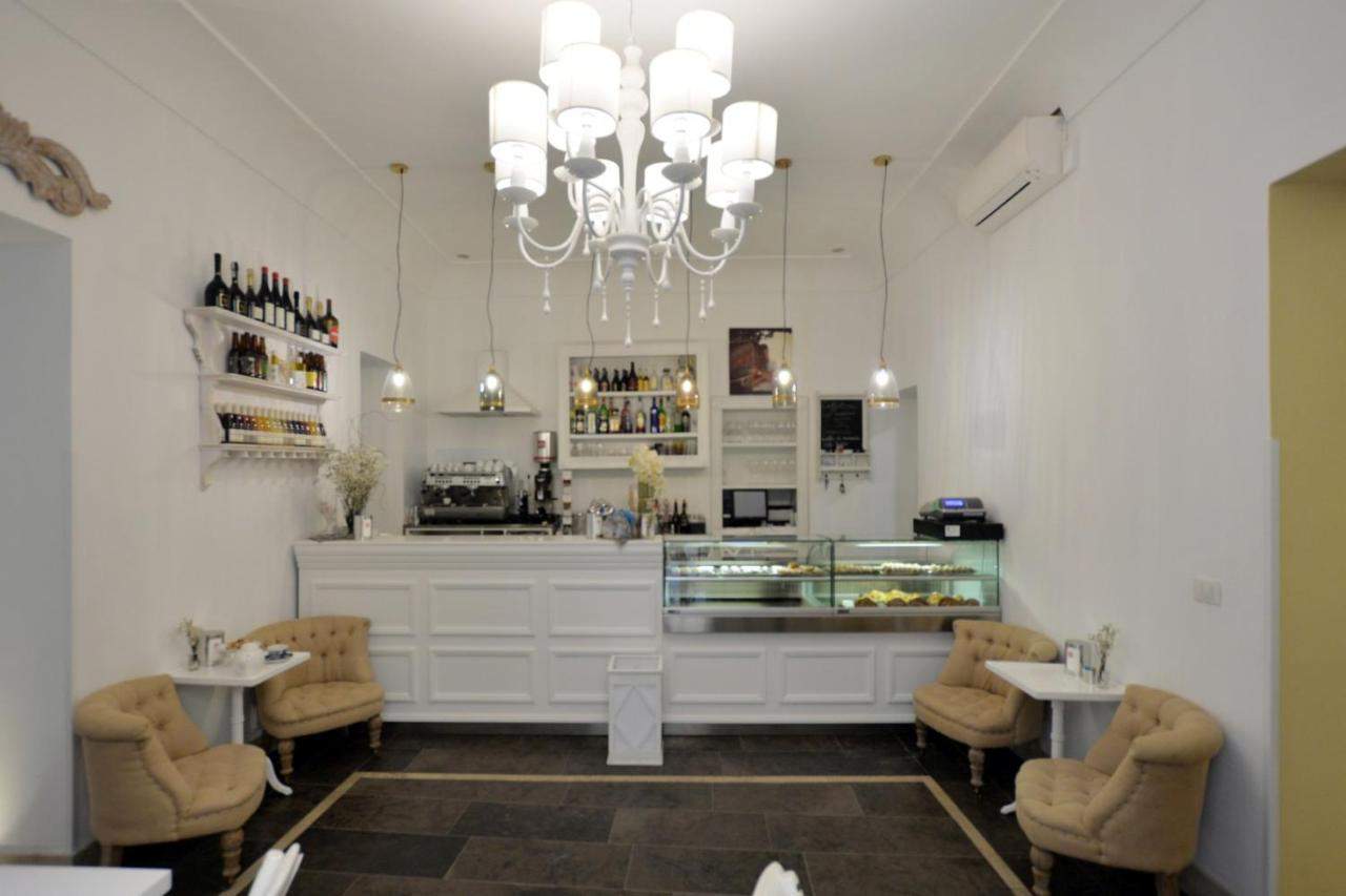 ortygie bar