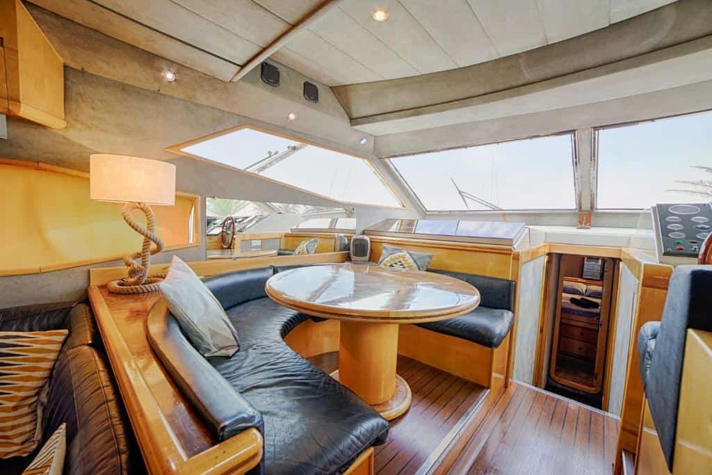 dormir sur un yacht porquerolles
