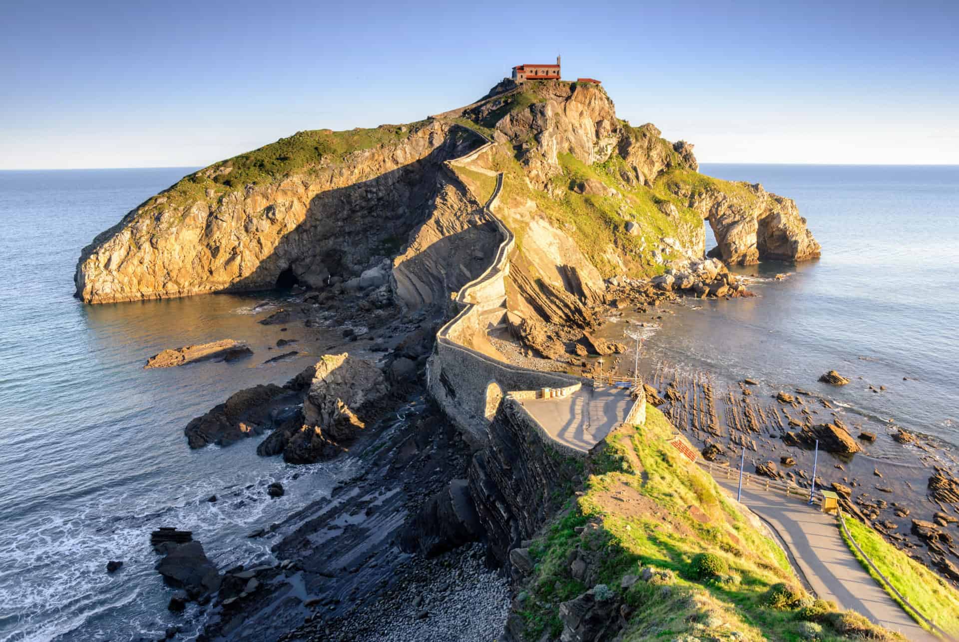 pays basque gaztelugatxe