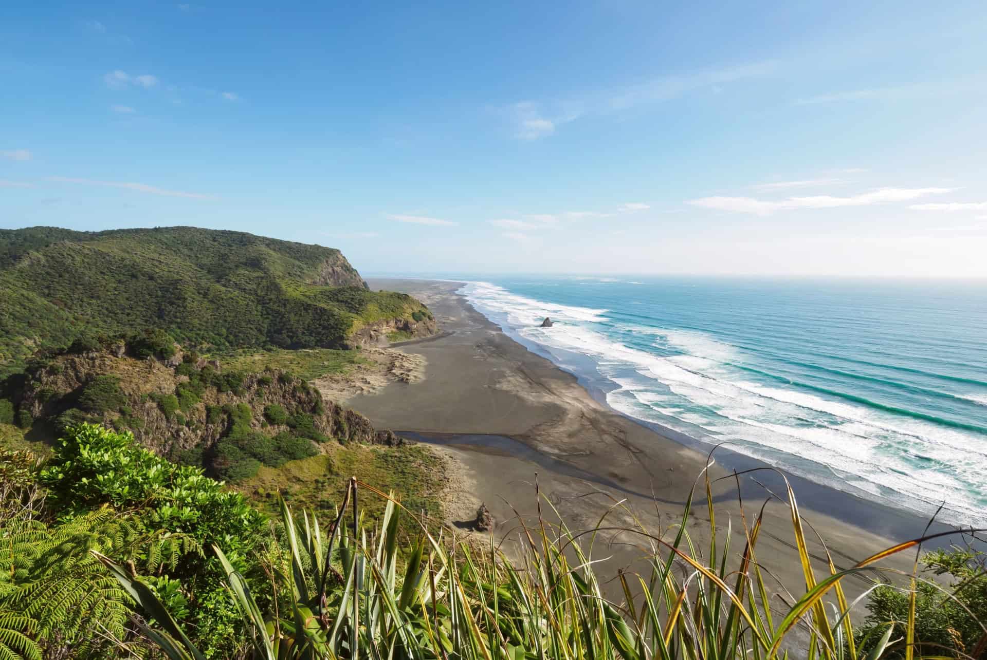 karekare beach nouvelle zelande