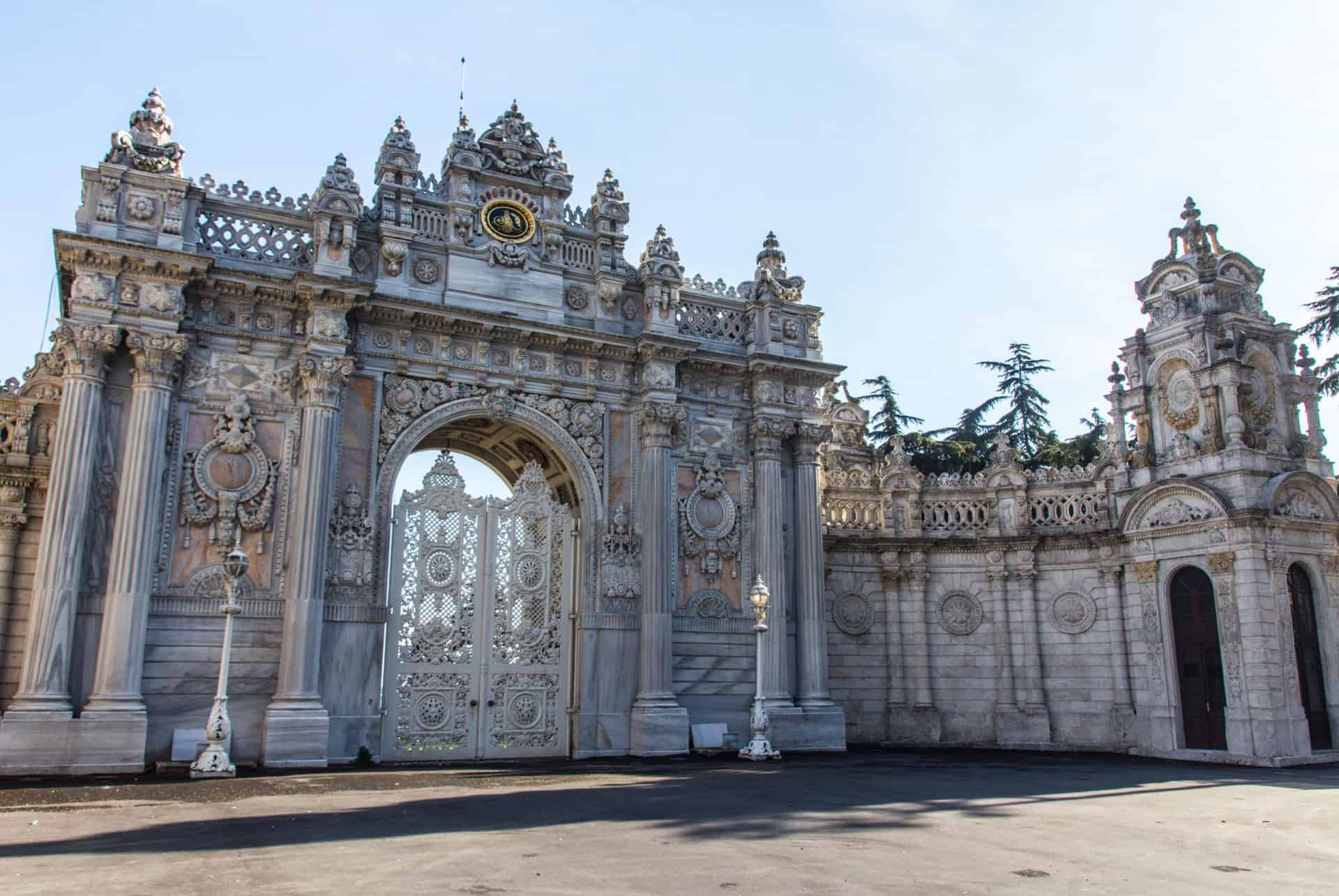 porte du palais de dolmabahce
