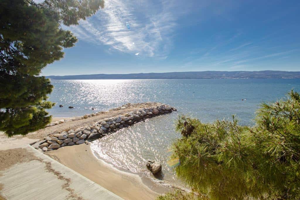 rogac rooms restaurant que faire omis
