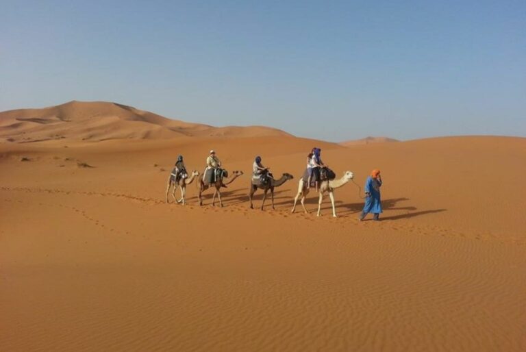 Circuit de 2 jours avec nuit au camp de Merzouga