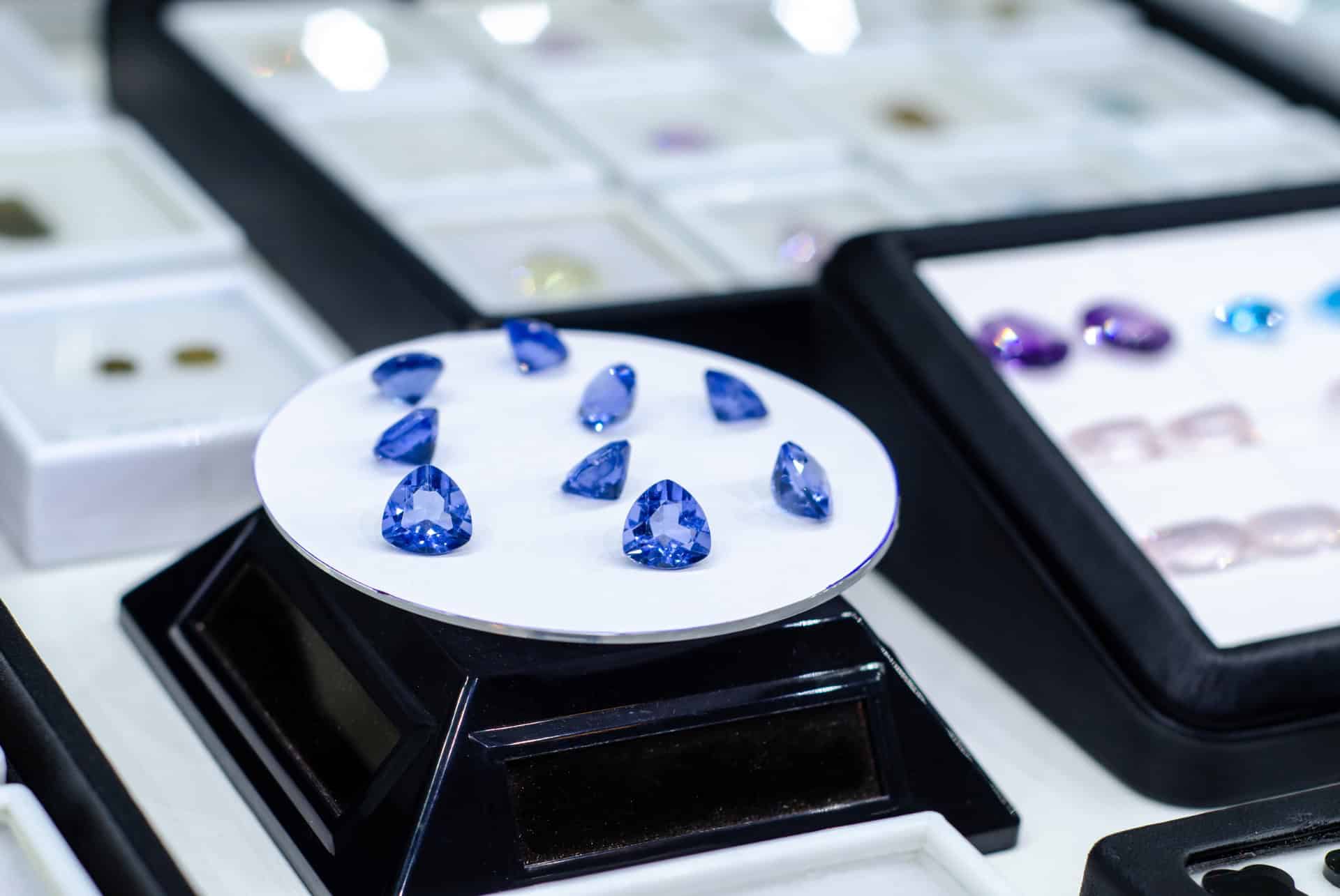 pierre tanzanite