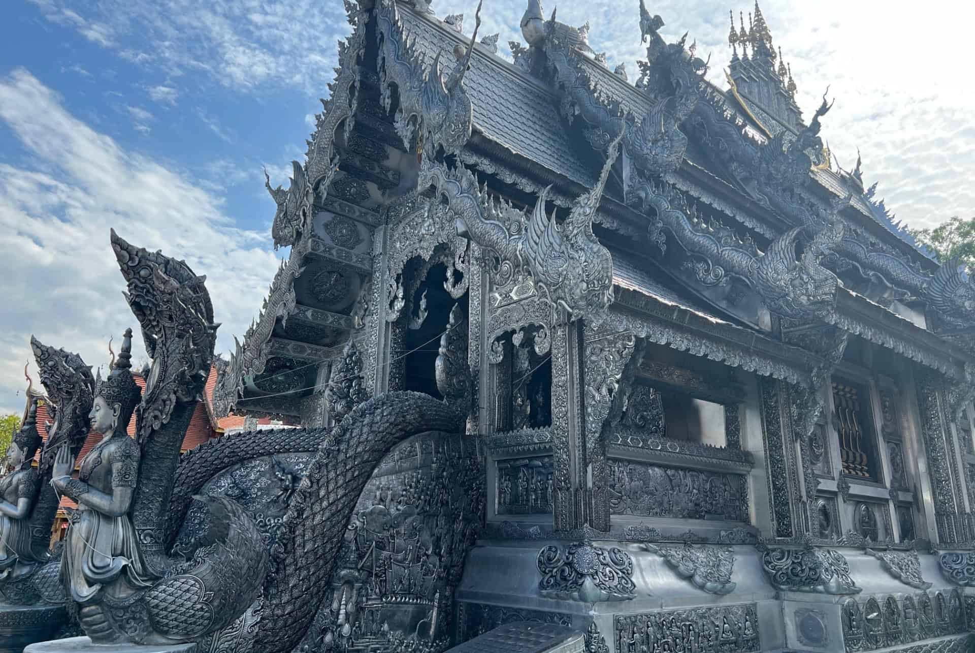 wat sri suphan