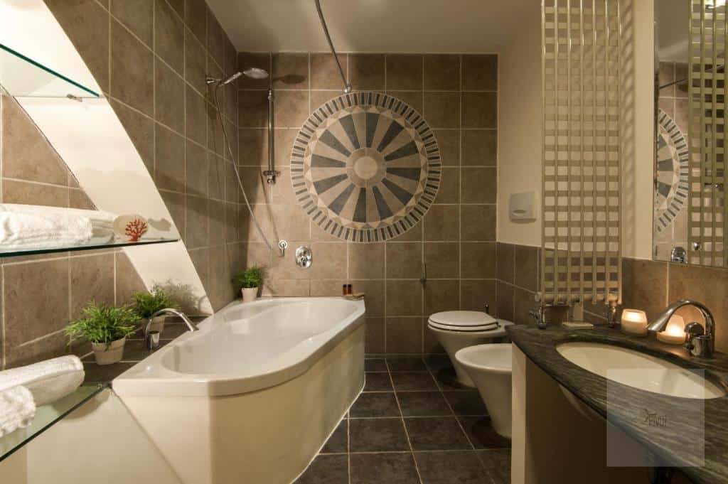 capri moon guest house florence
