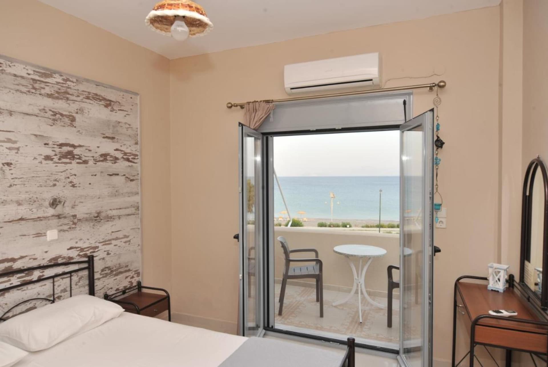 blue wave kos chambre