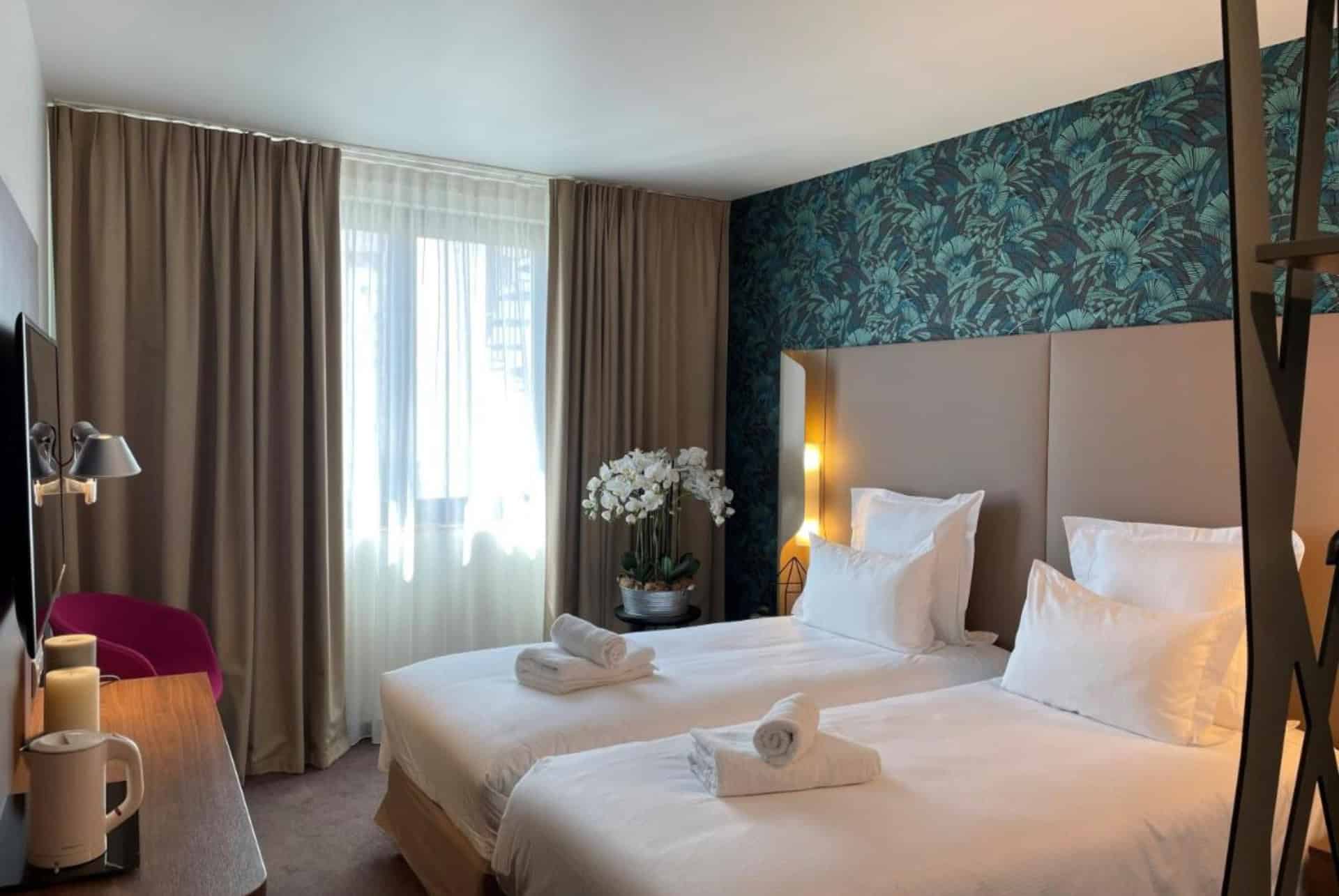 dali hotel perpignan chambre