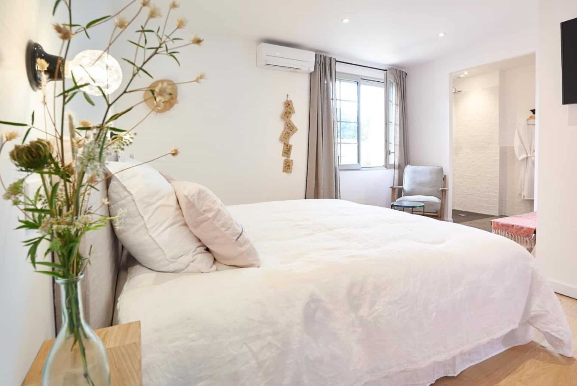 ou dormir dans le languedoc roussillon maison pezenas chambre