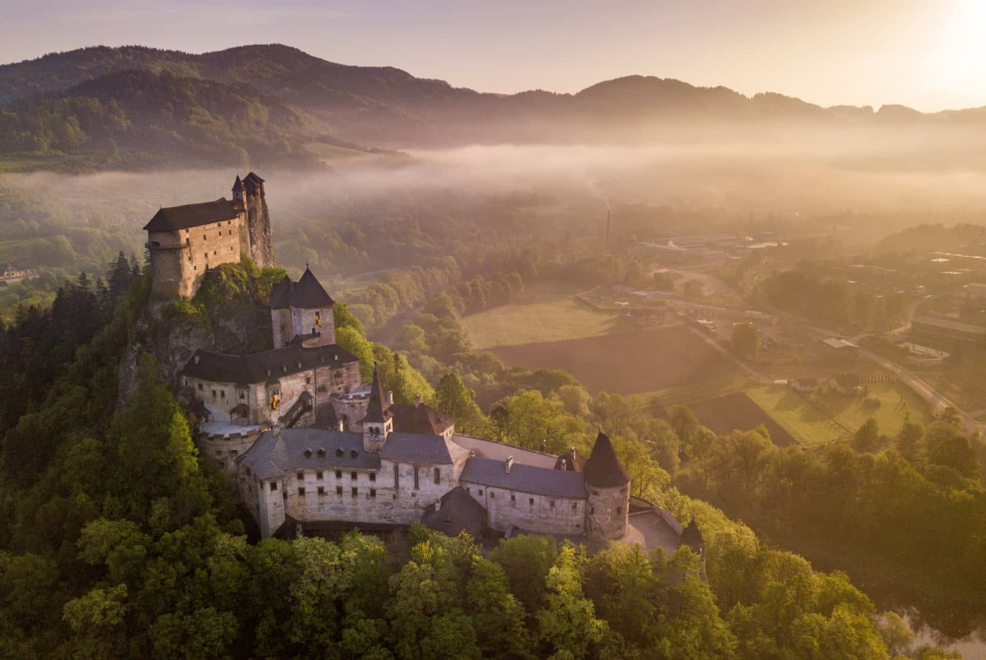 chateau orava