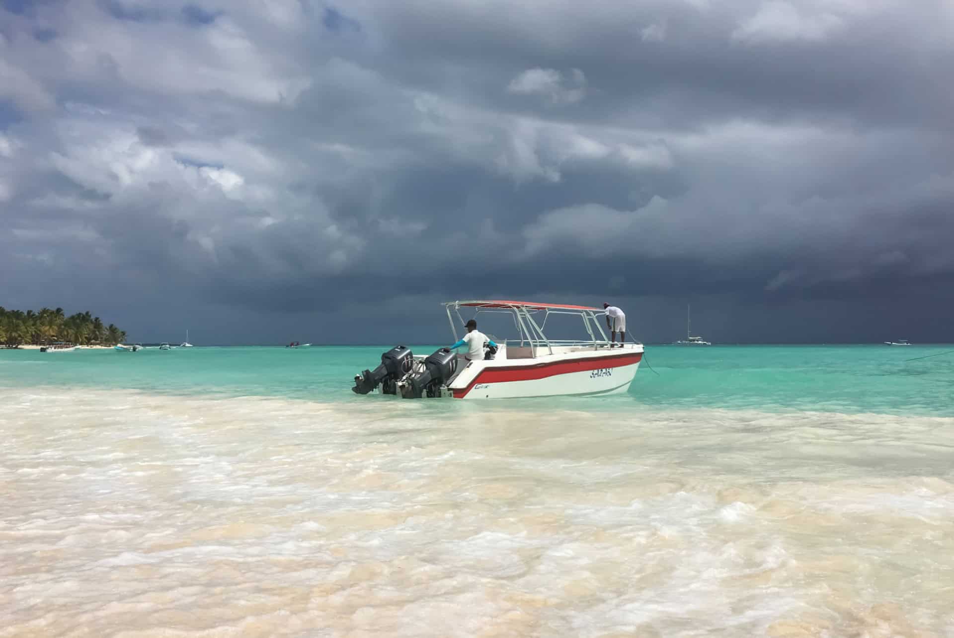 ciel gris avant la pluie a punta cana