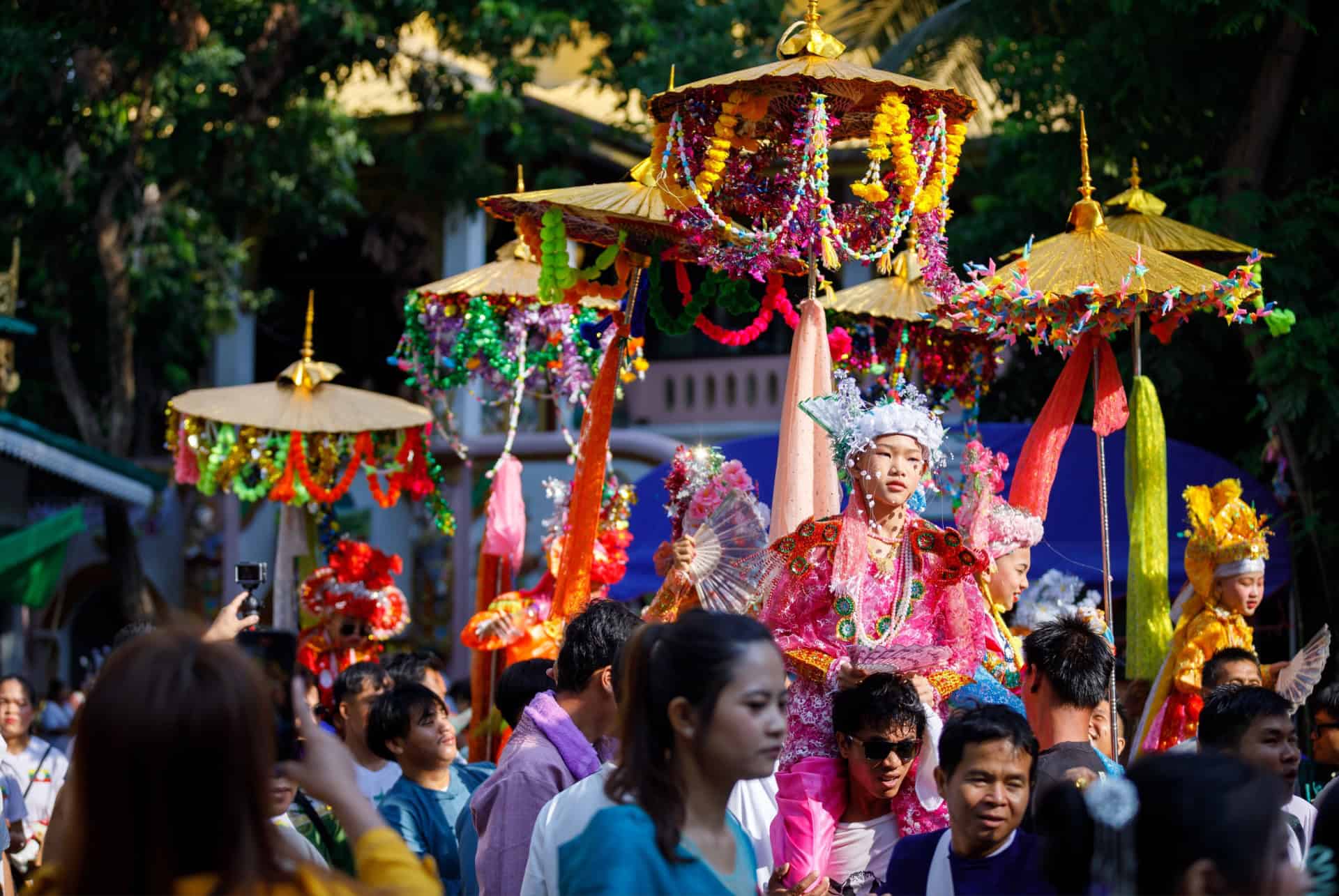 poy sang long thailande en avril