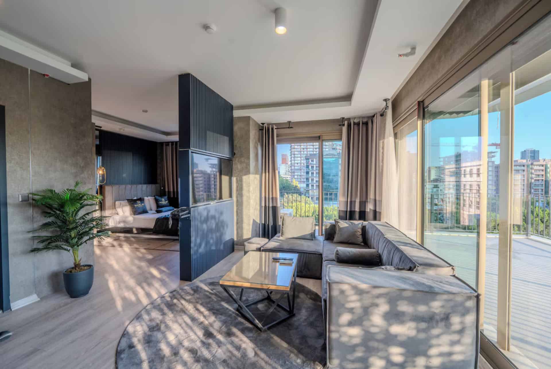 suite au marlen hotel bayrakli