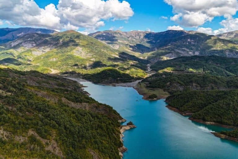 Randonnée au lac Bovilla et au mont Gamti