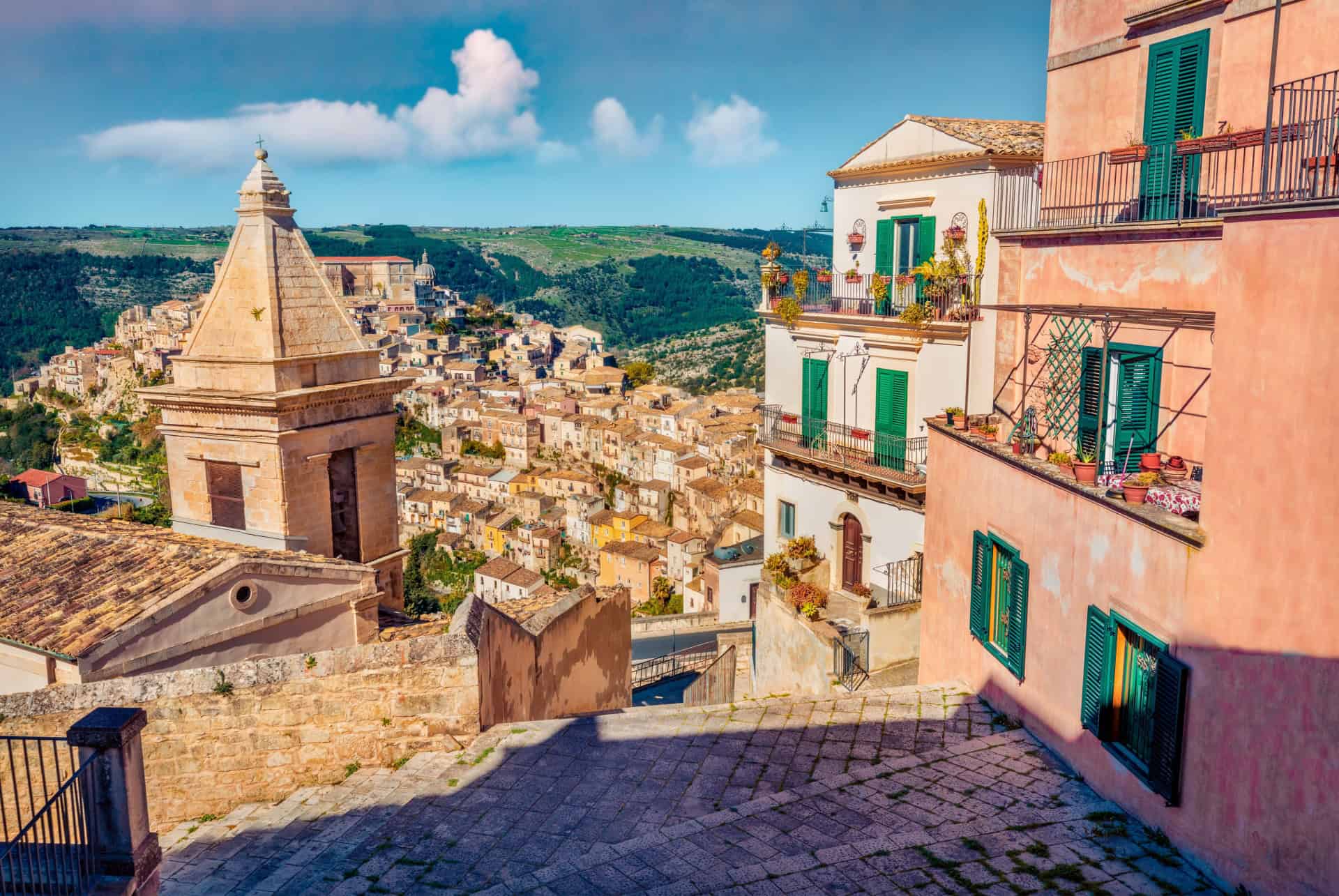 vue visiter raguse en sicile