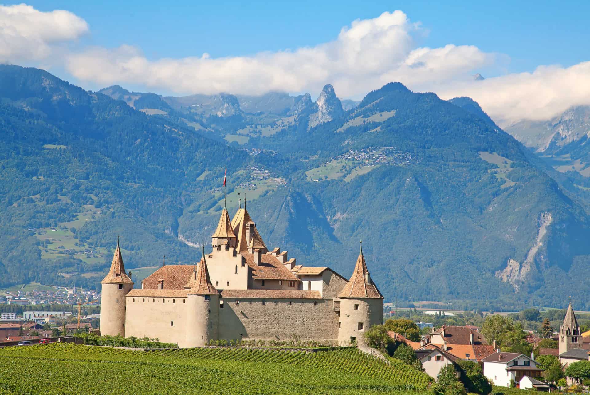 chateau aigle plus beaux châteaux en suisse