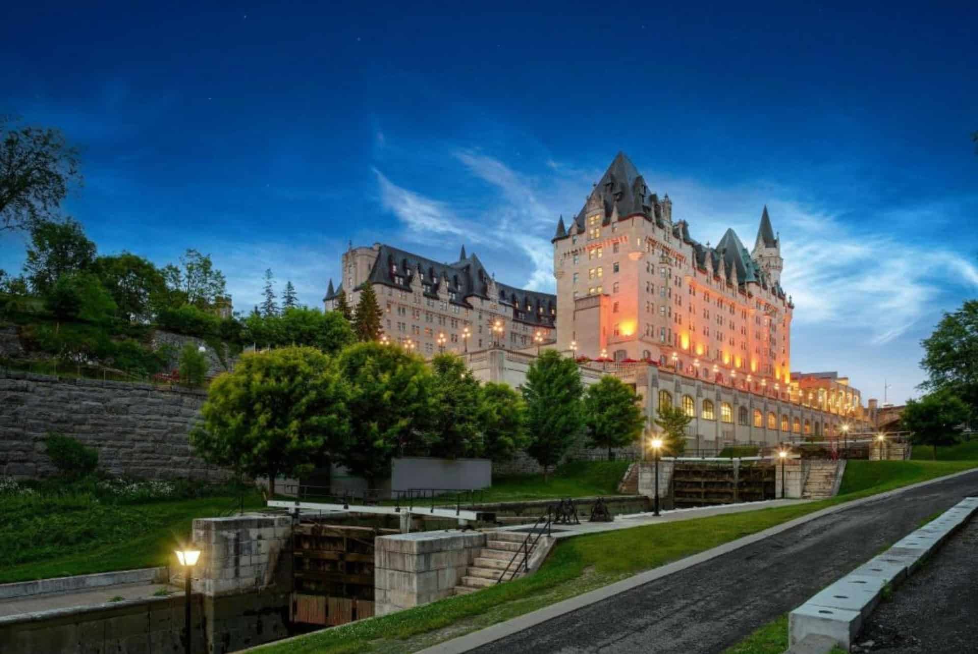 fairmont chateau hotel ottawa