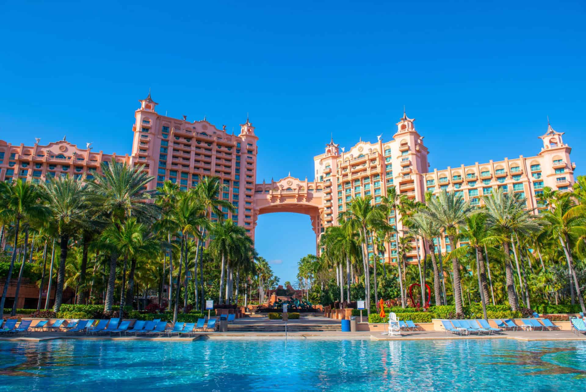 hotel paradise island