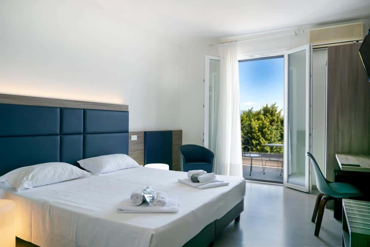 hotel riviera lac de garde