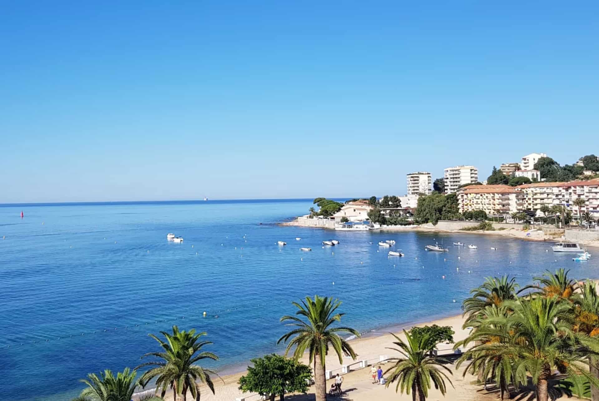 plage de trottel a ajaccio